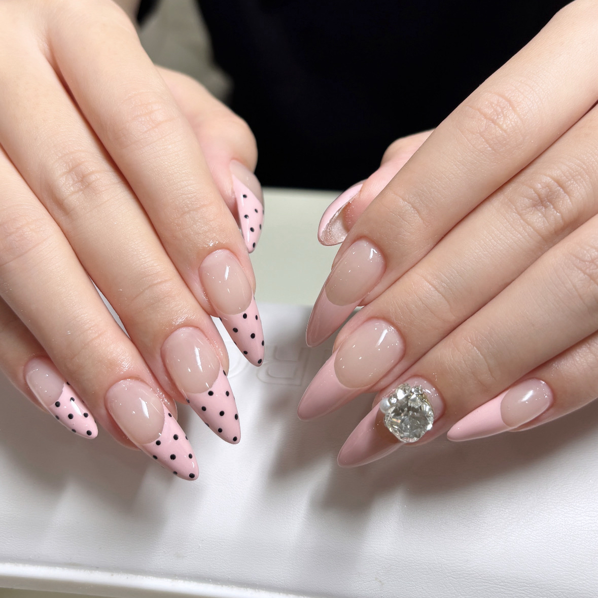 Fly_Nail_salon