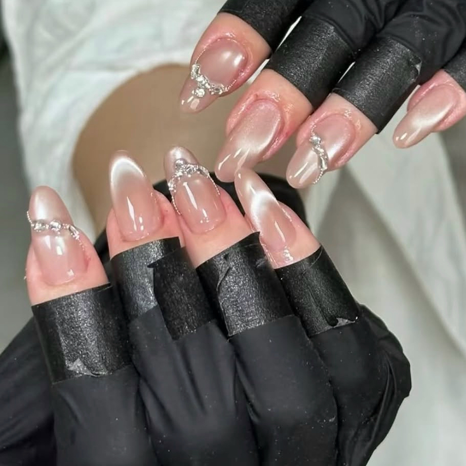Linhdan_RibonNail