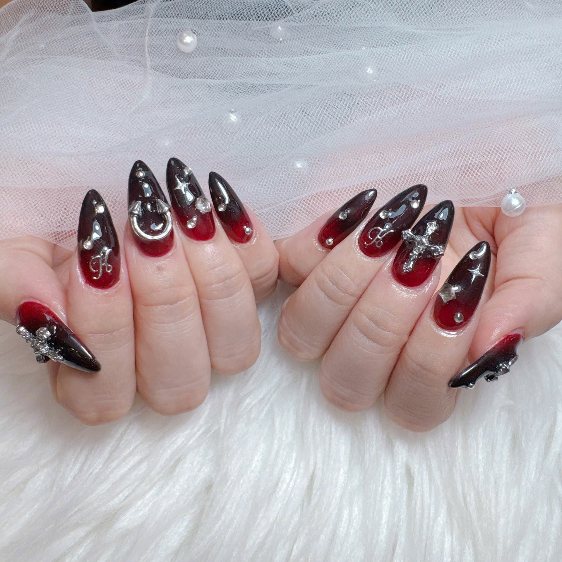 Bara_Nails