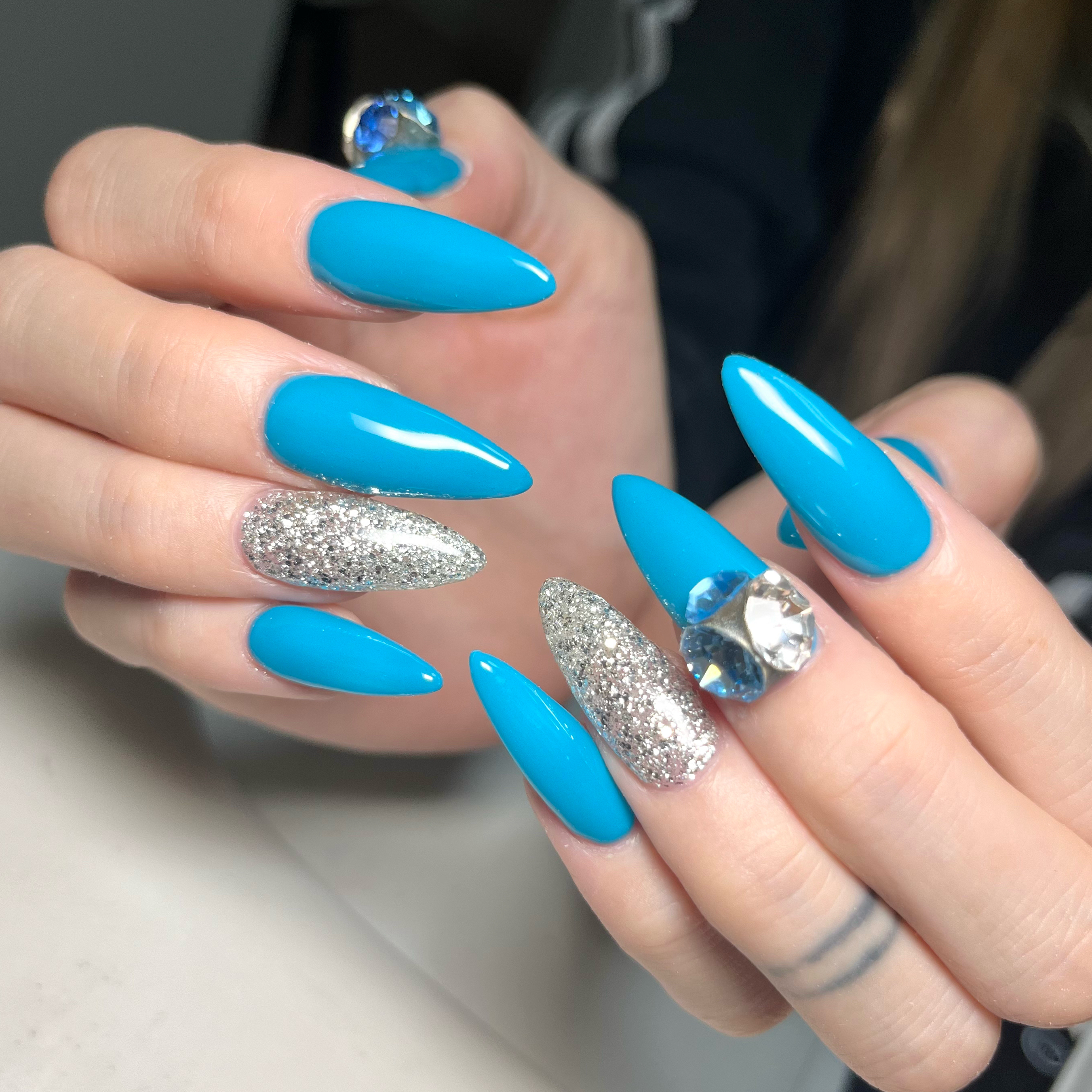 NailSalon_Amulet