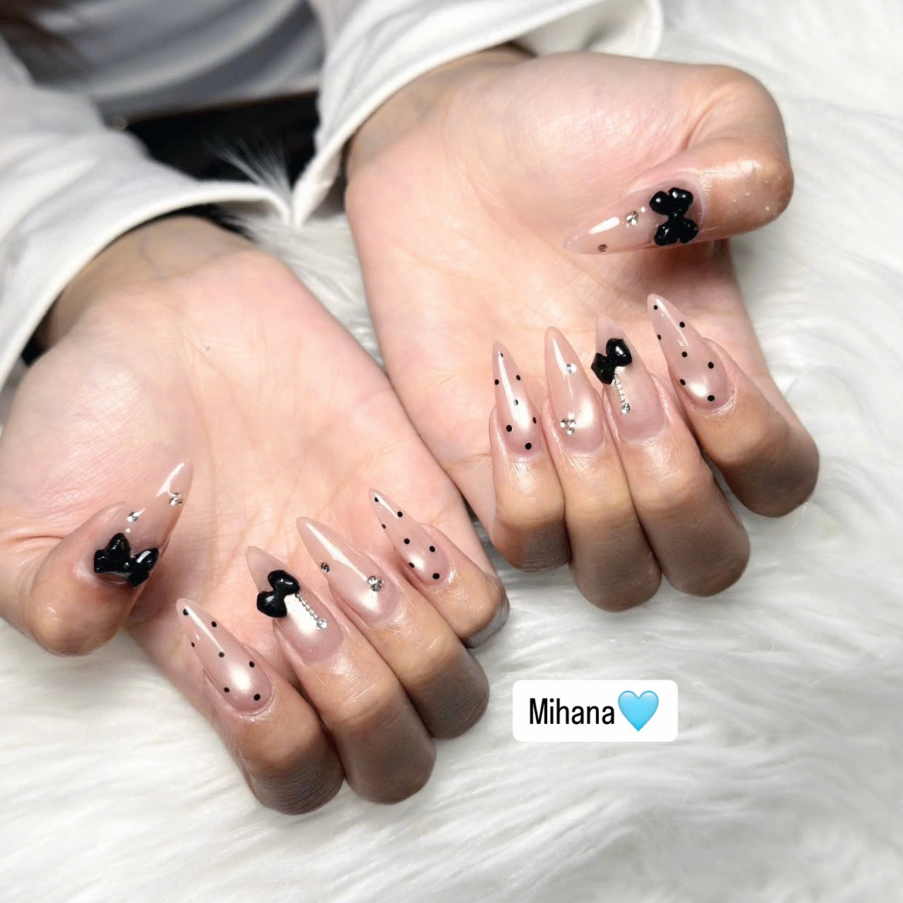 mihana_nailist