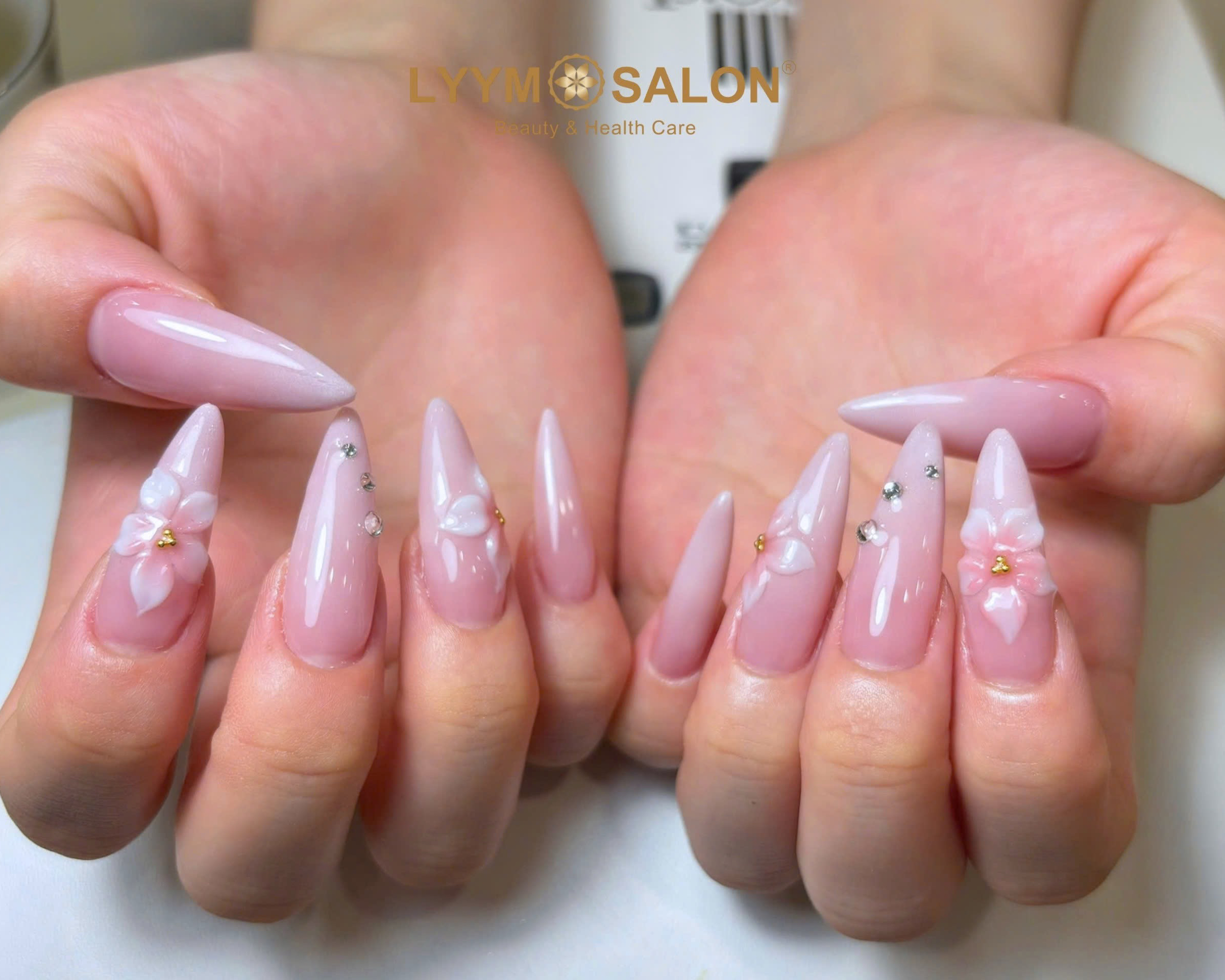 Lyymsalon_mirachan