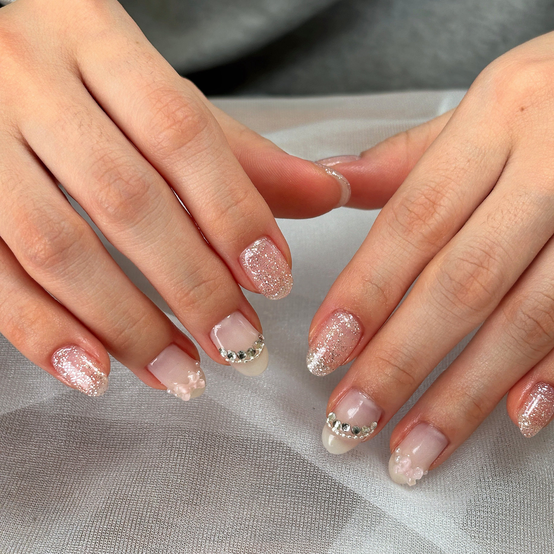 gris_nail