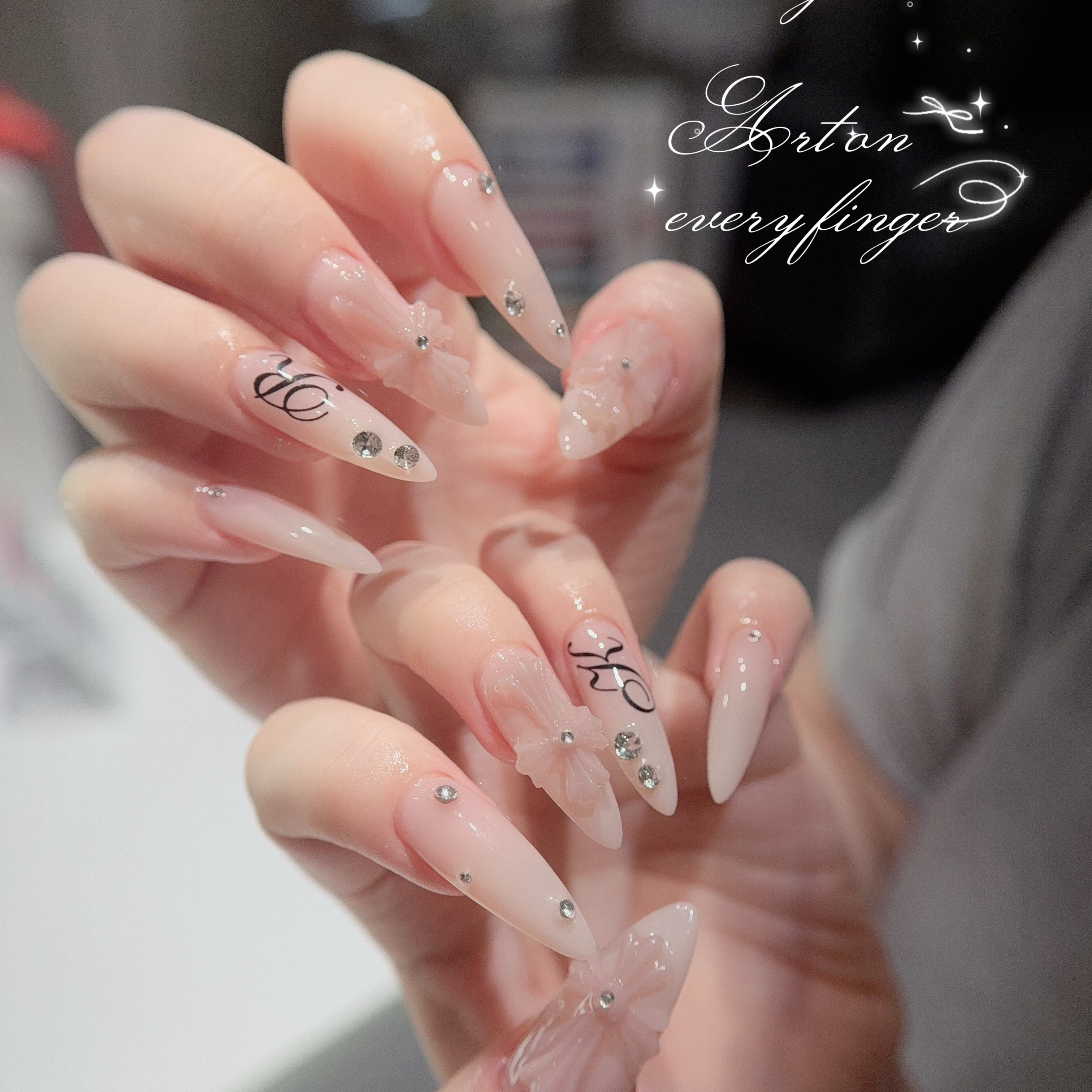 Dely_nail
