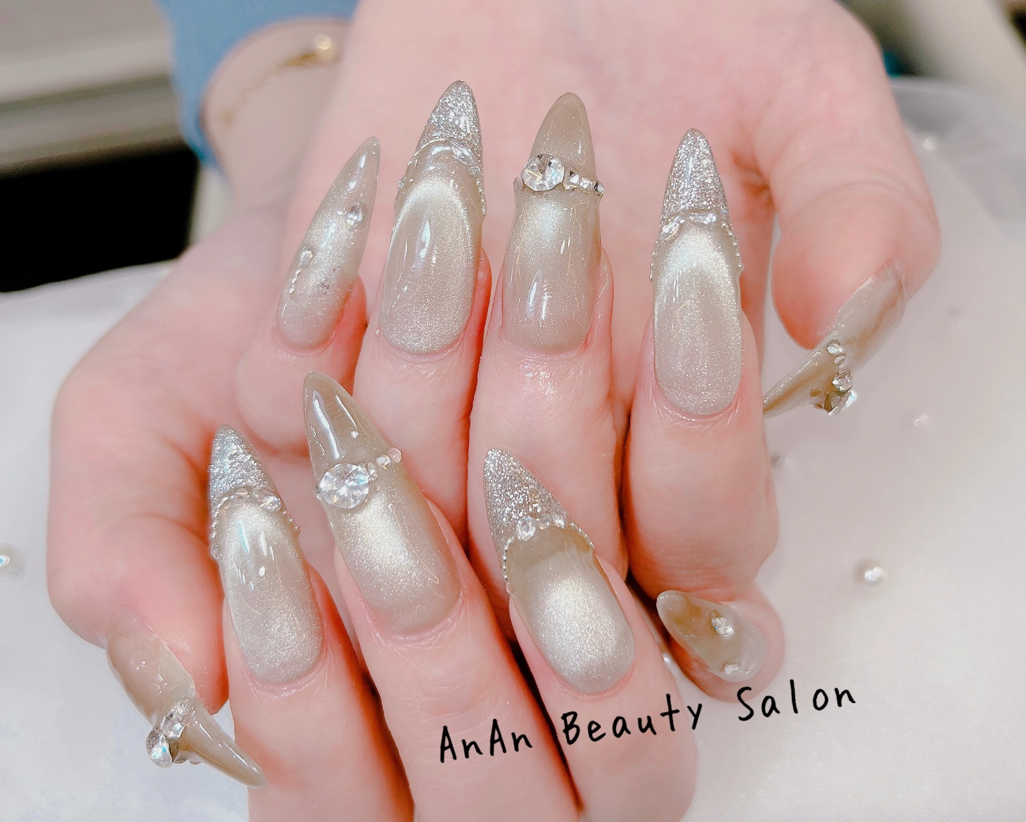AnAn_salon