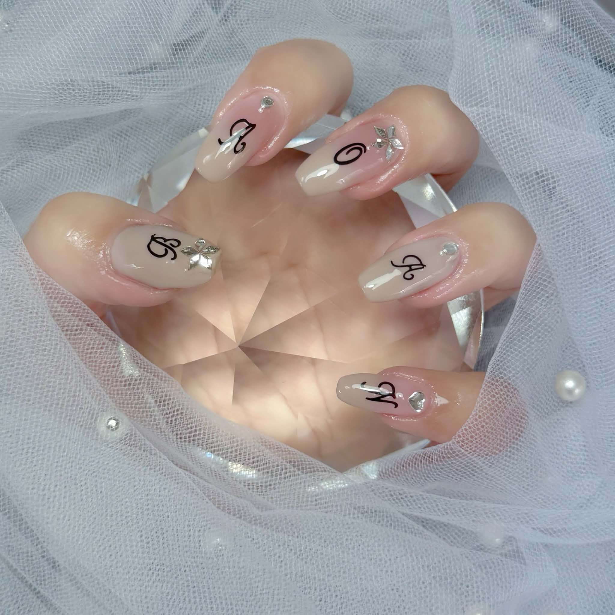 Aurora_nail