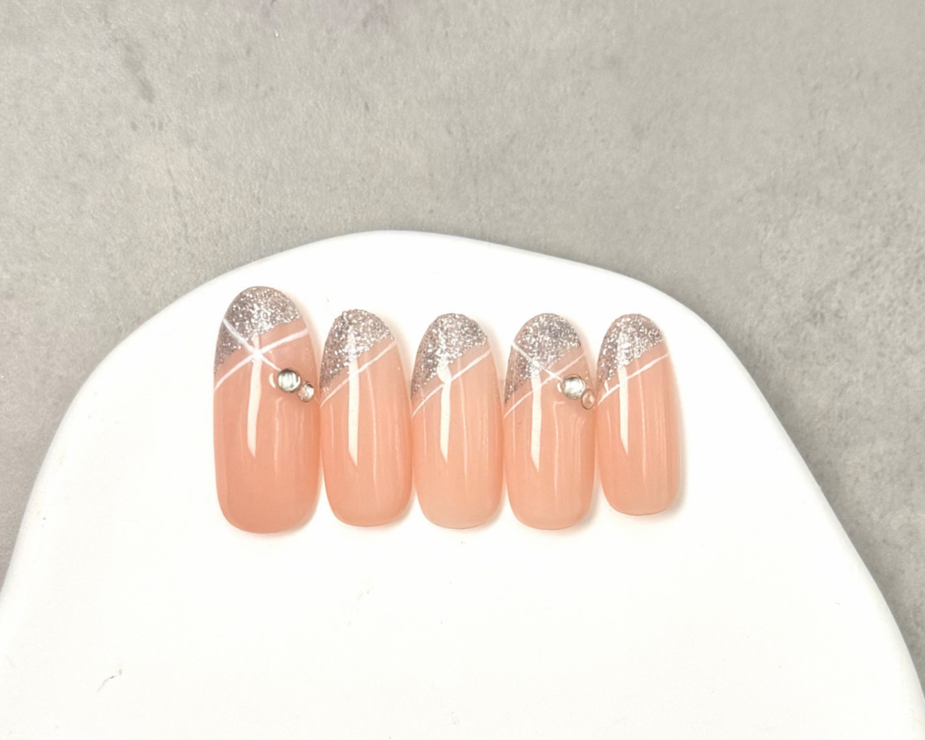 NAILSALON_Kanalis