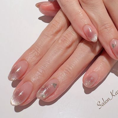 【透明感×きらめき★】《トレンド大人ワンホンネイル》¥8500