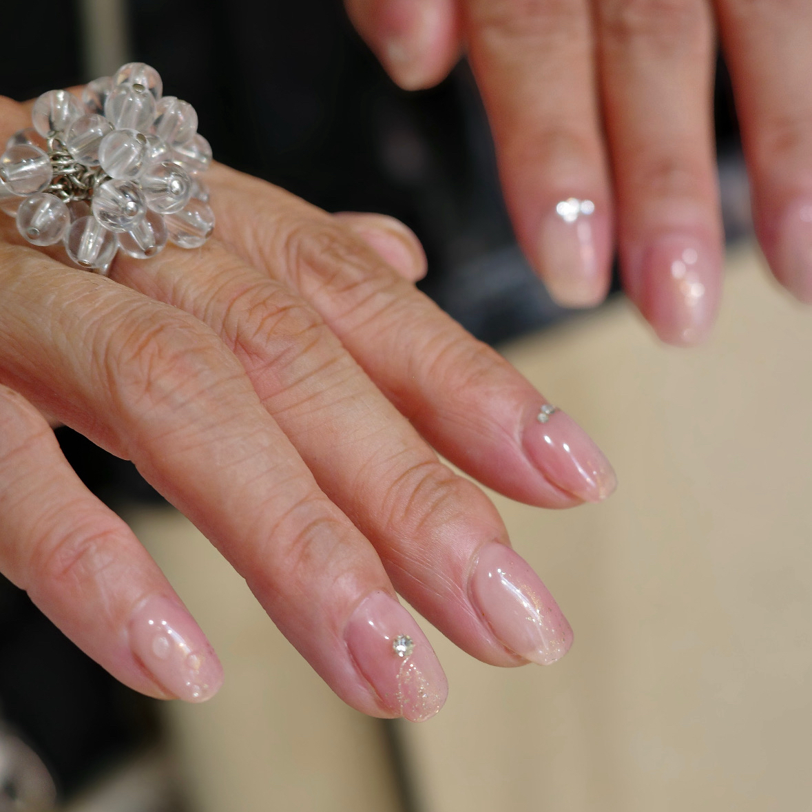 NAILSALON_pointille