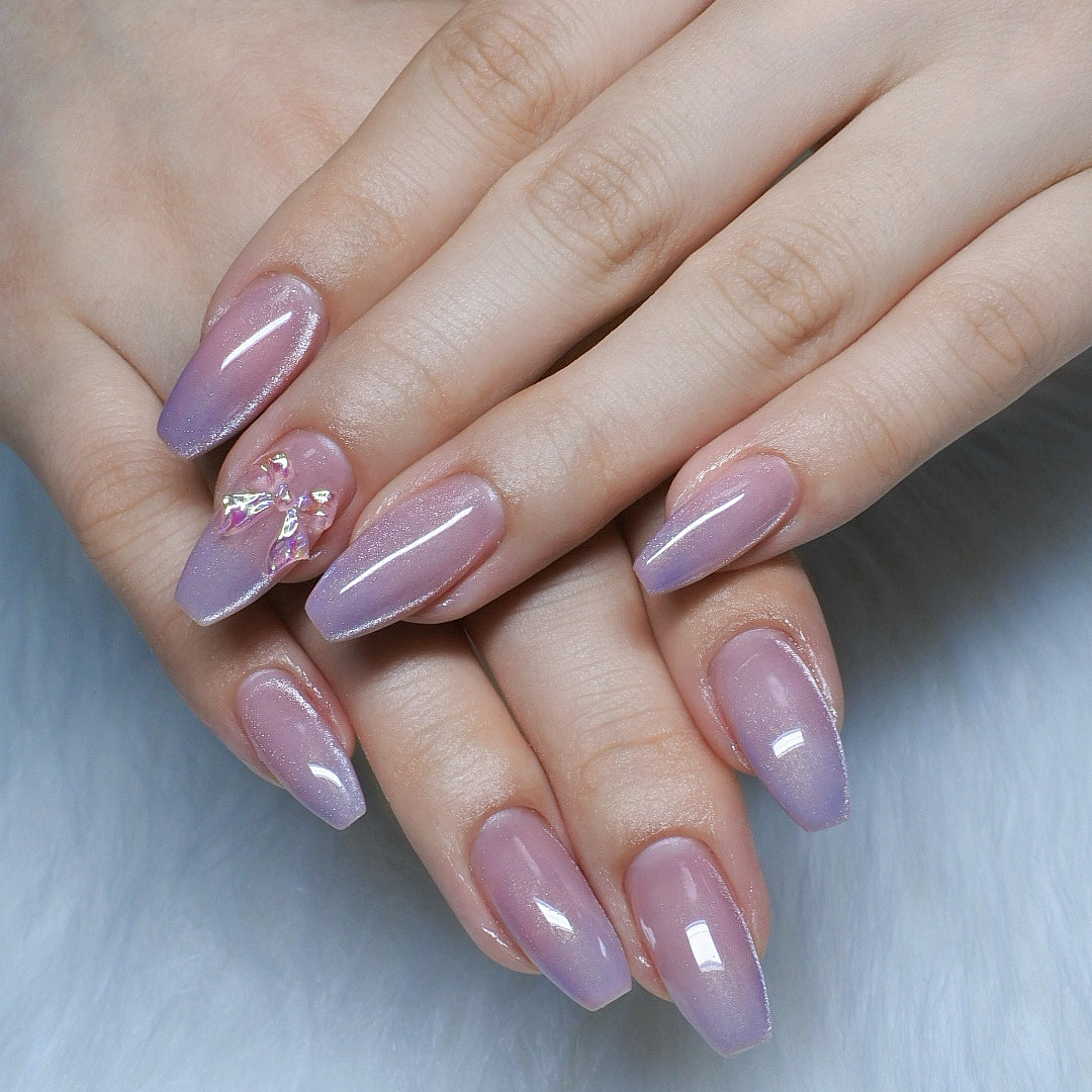 Ravahlia_nails