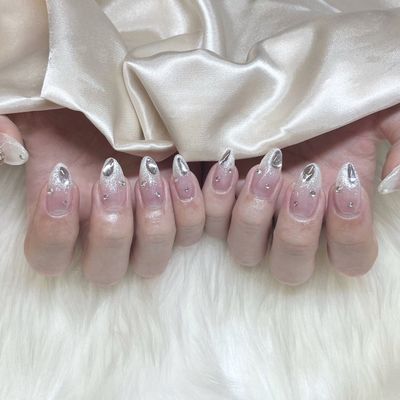 オフ込み🤍ワンカラーネイル💅パーツ2つまで無料