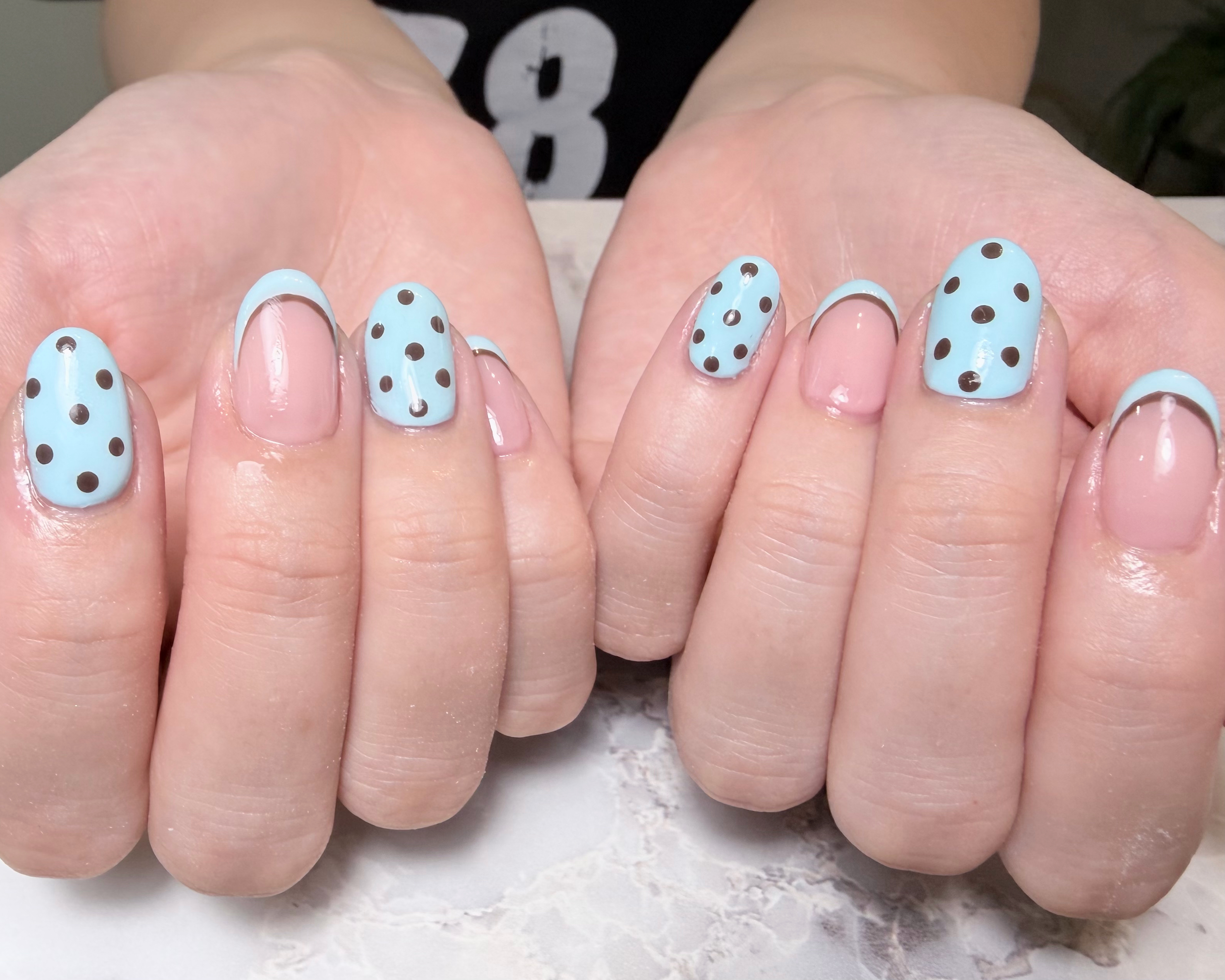 blanc.nail