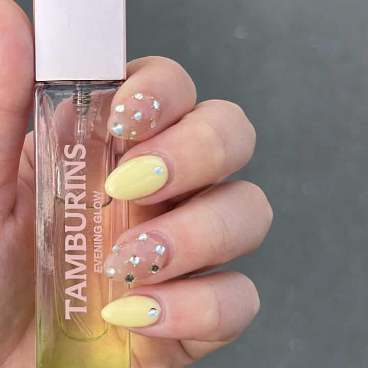 nailsalongia
