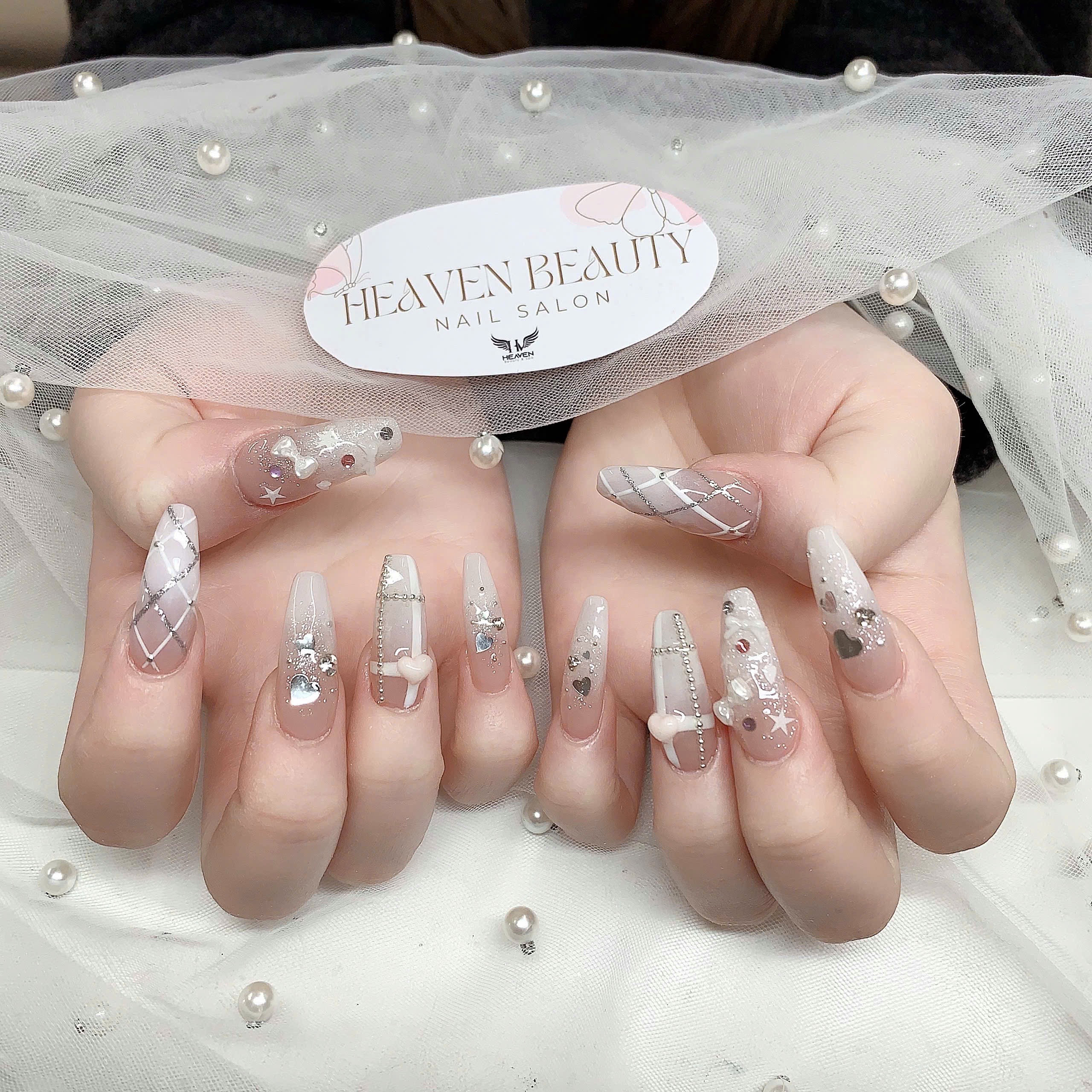 ARI_HEAVENNAIL