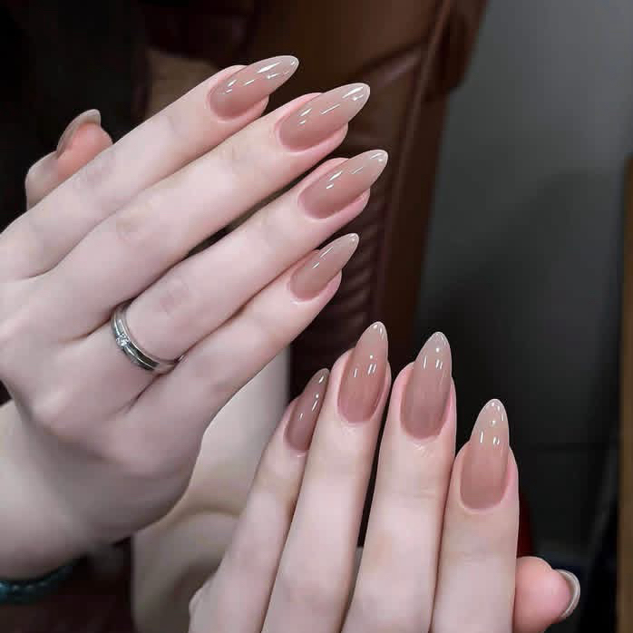 Berry_nails