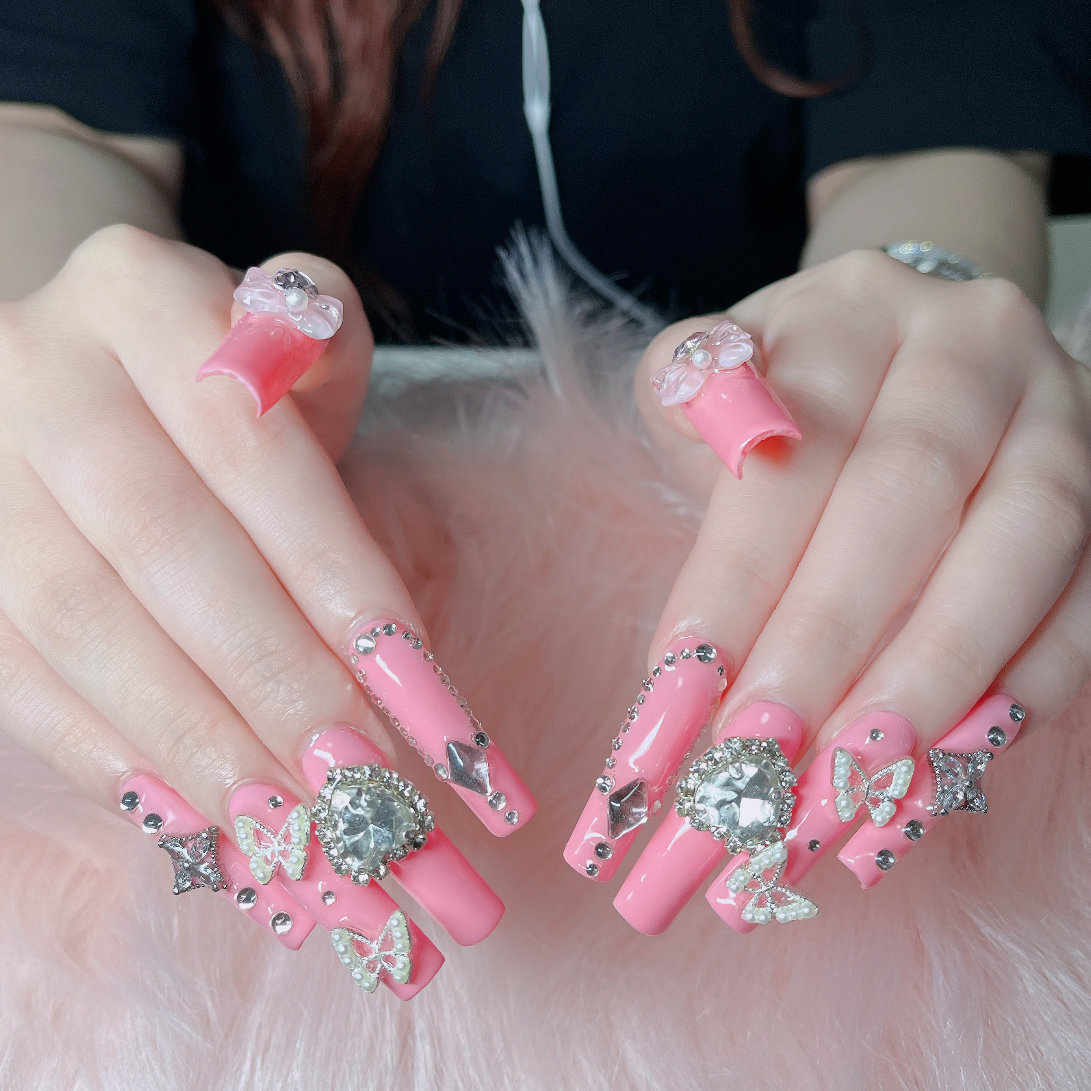 Cozy_Nail17