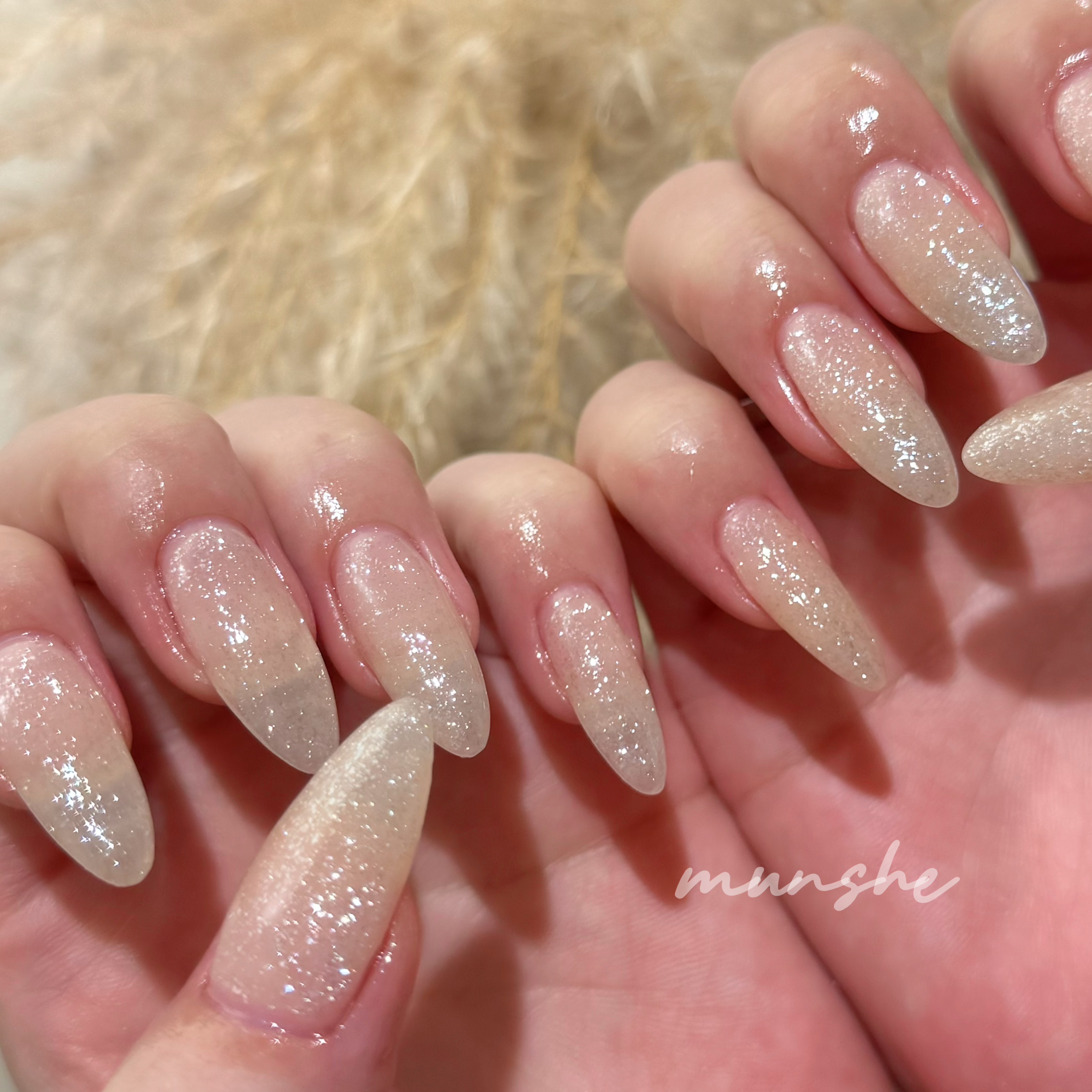 munshe_nails