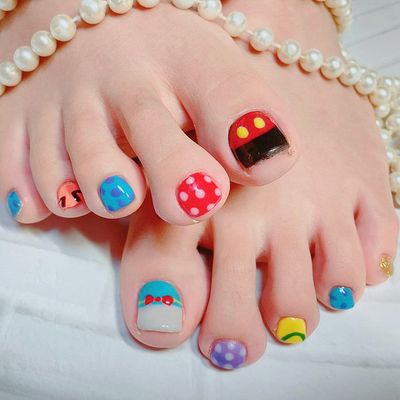 フットネイル💅✨普段ハンドが出来ない人にお勧め❤綺麗は足元から🎶
