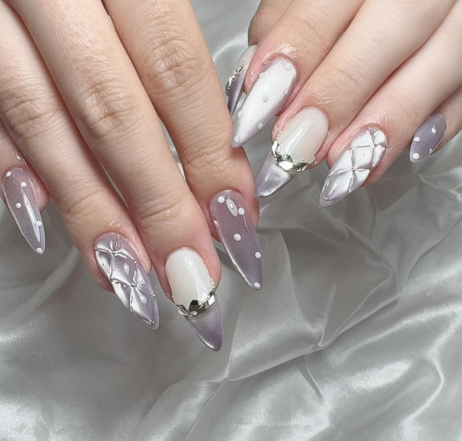 suki.Nail