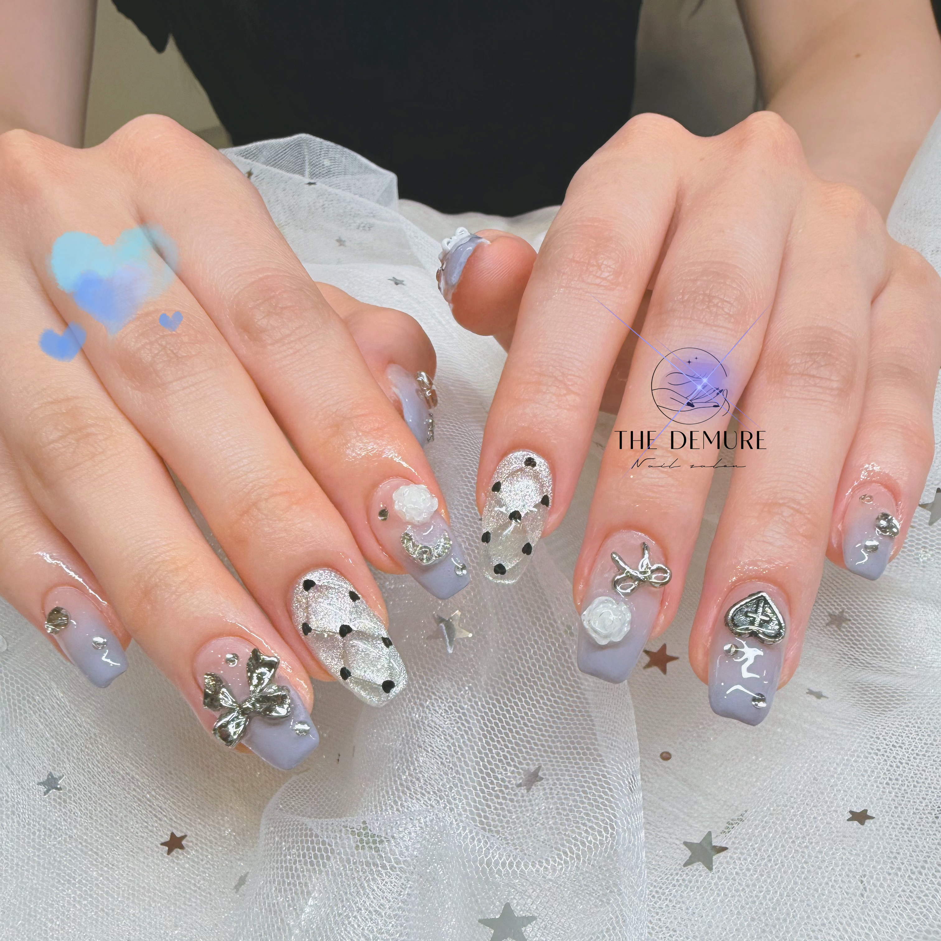 nail_Demure
