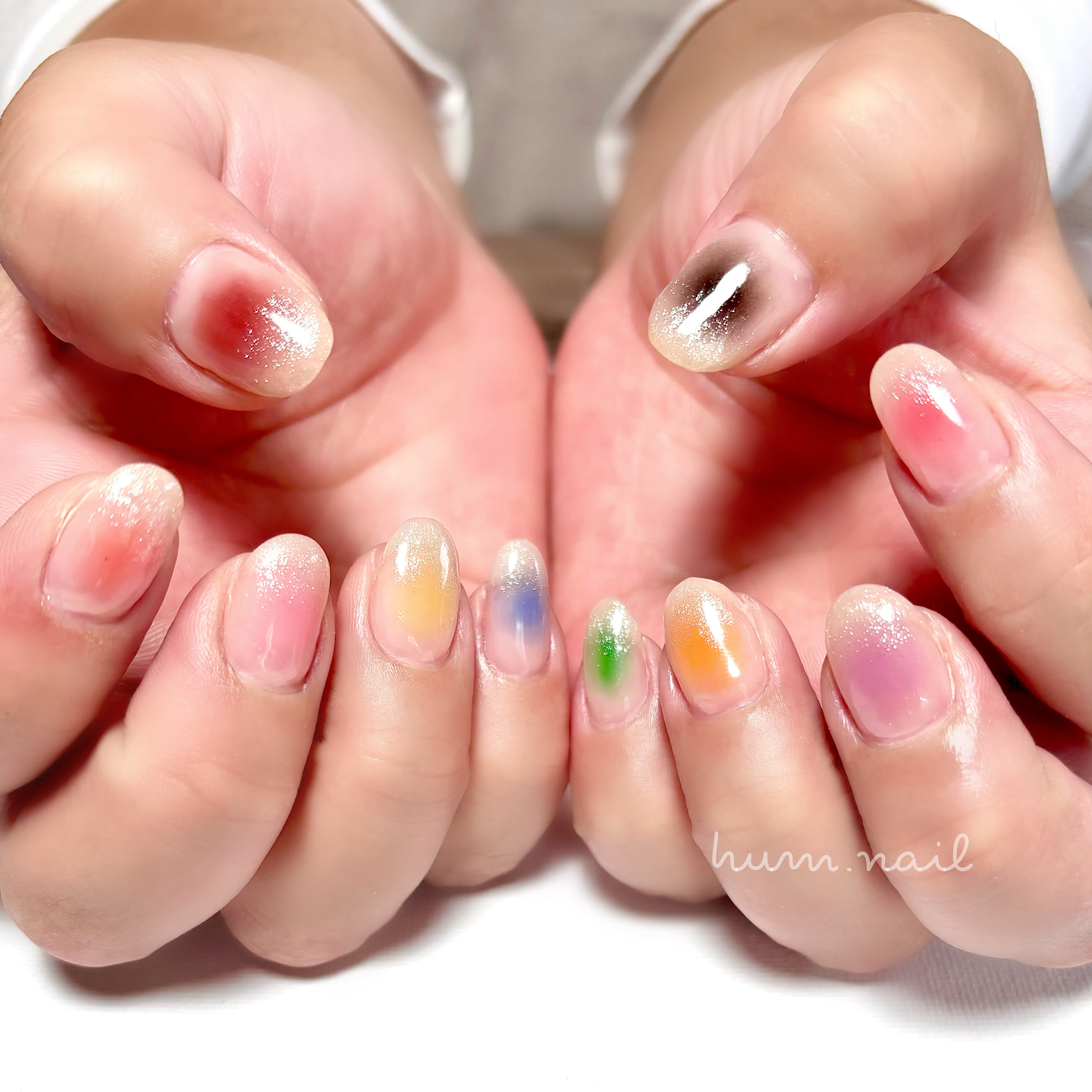 hum.nail