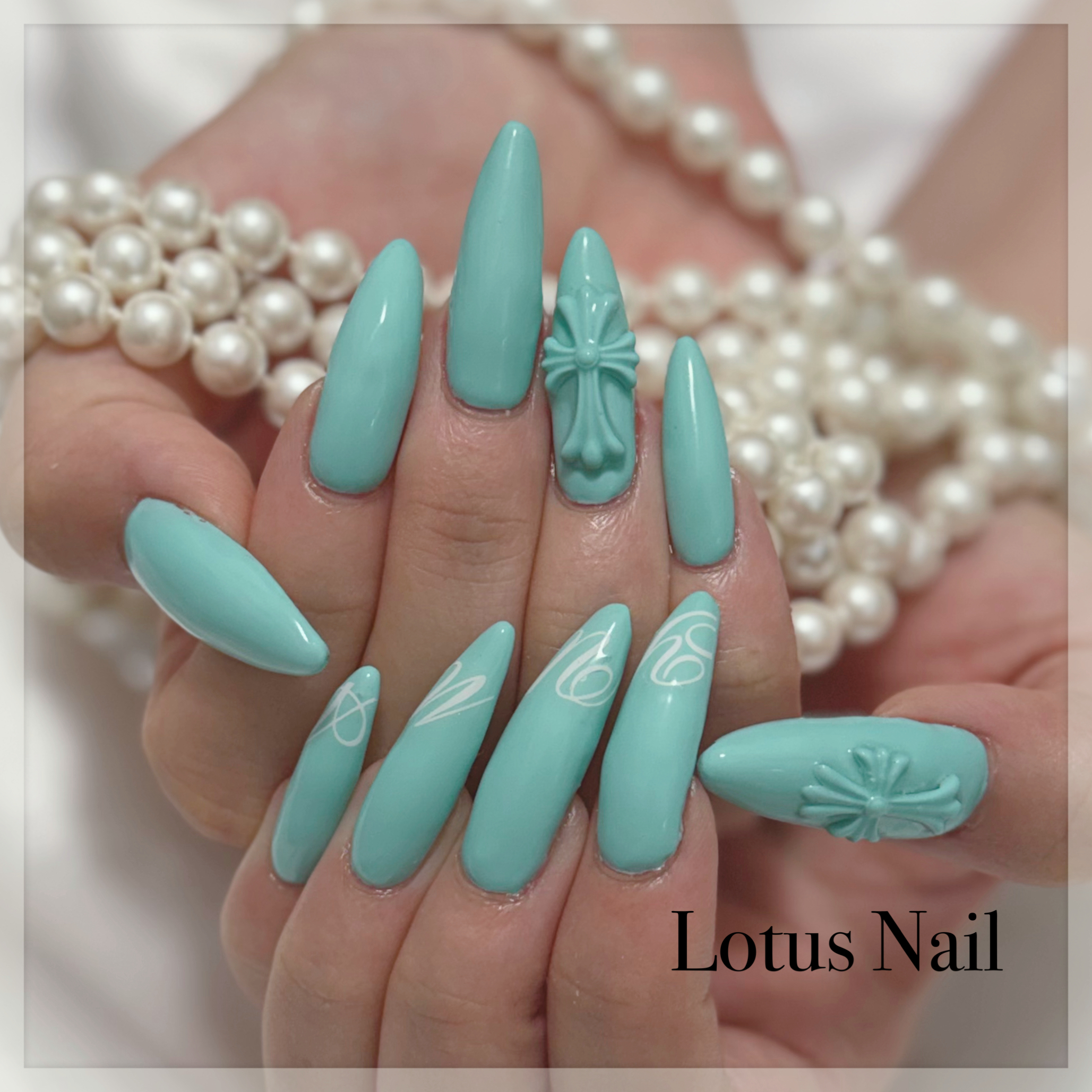 Lotus_Nail