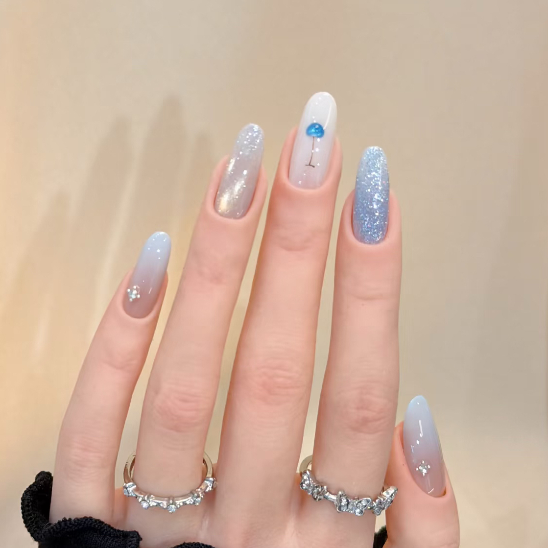 Lynn_nail_yuni