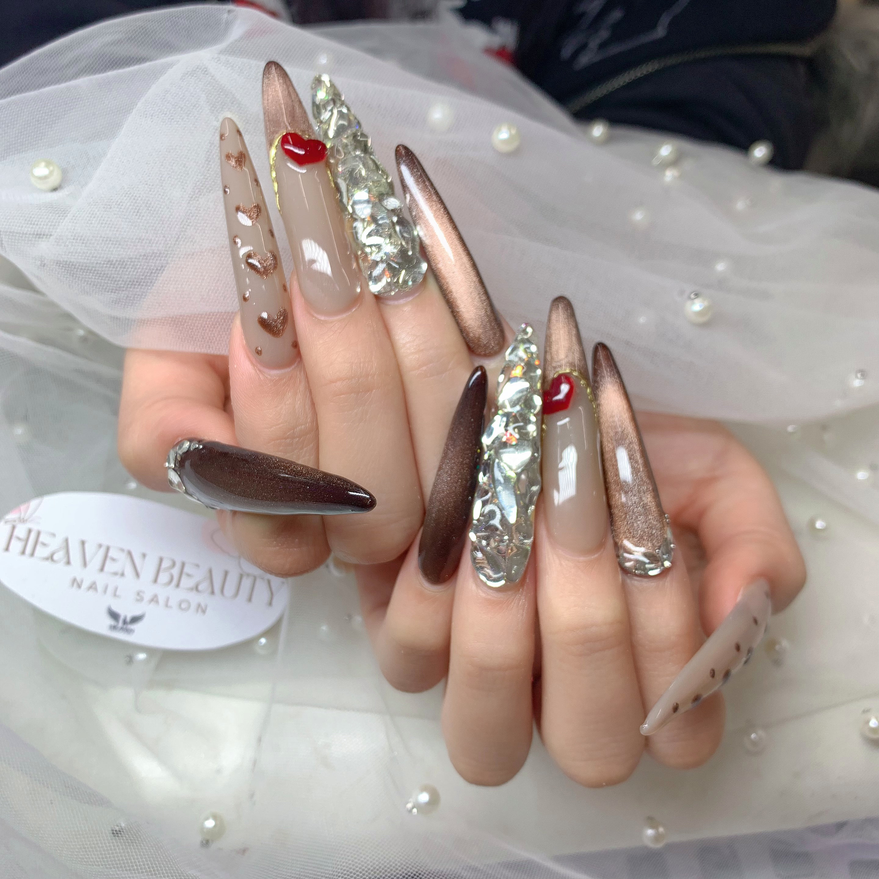 ARI_HEAVENNAIL
