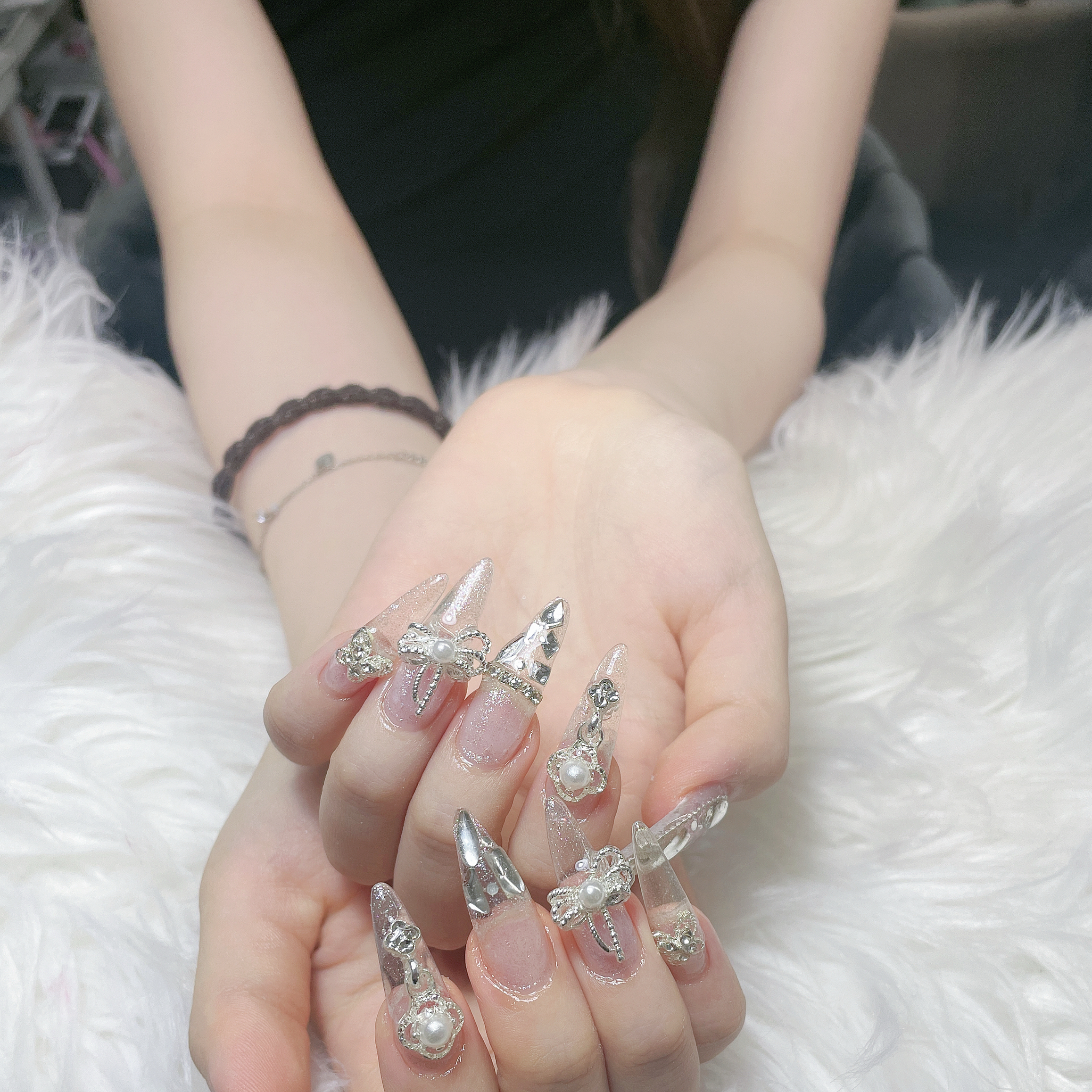 BT.heaven_nail1