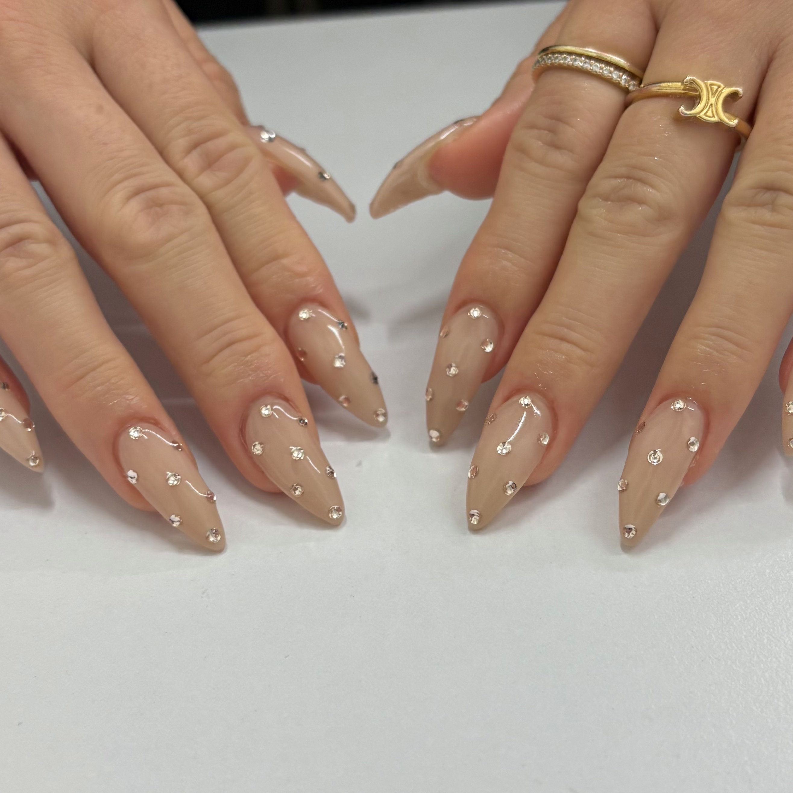 nju_nail