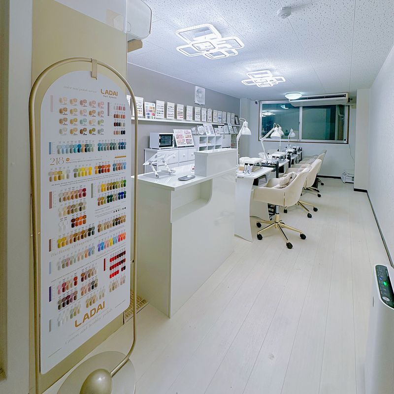 Hani Nail 三ノ宮駅前店