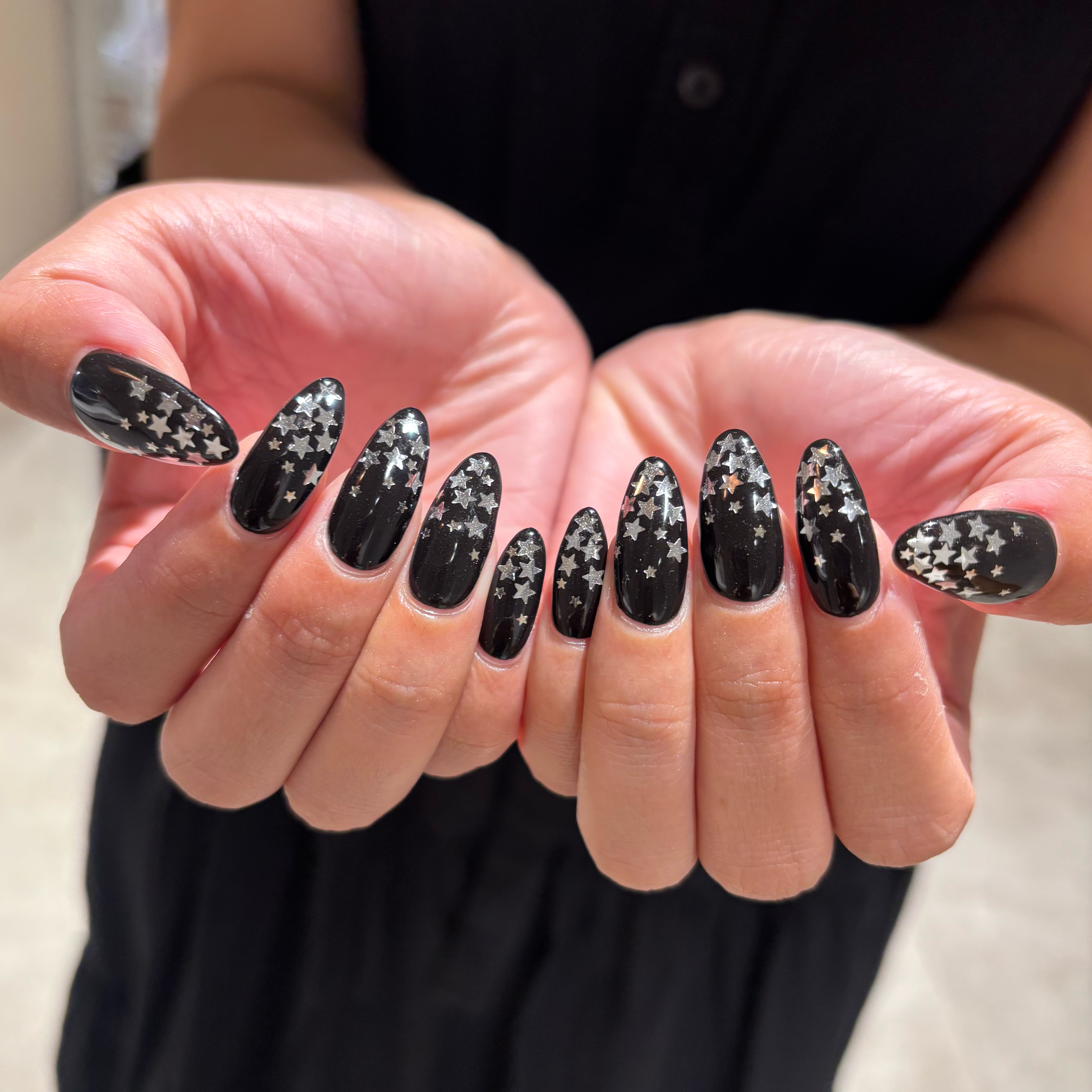 Emu...nail