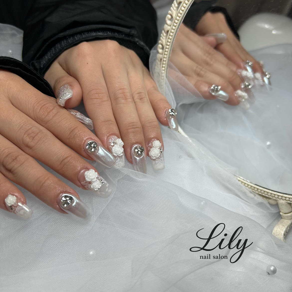 lily._nail