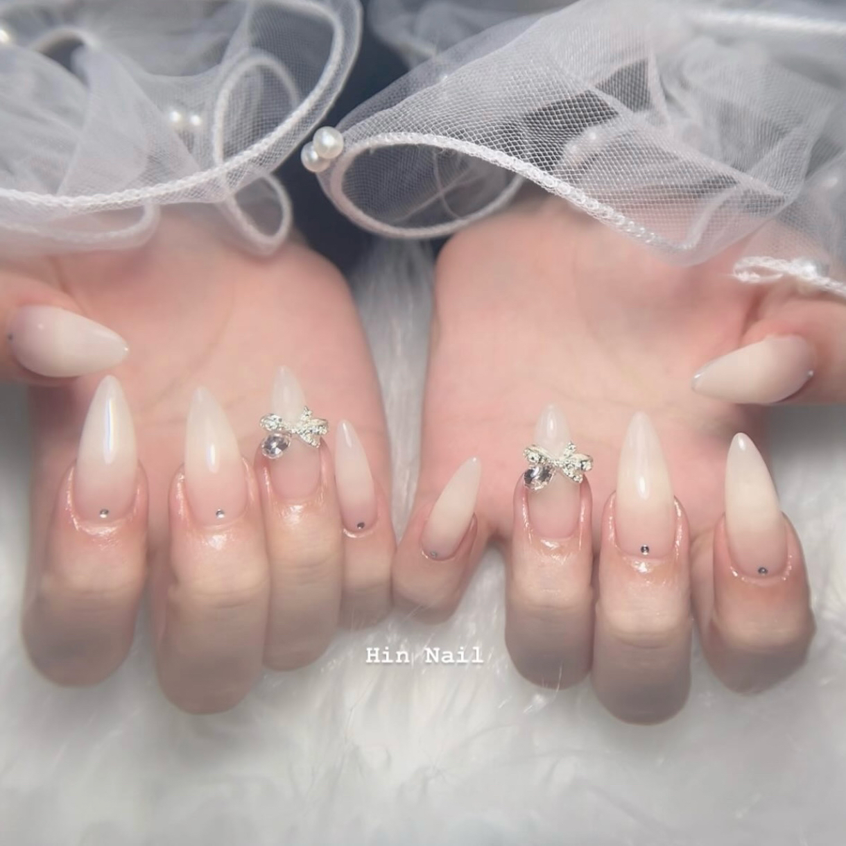Hin_Nail