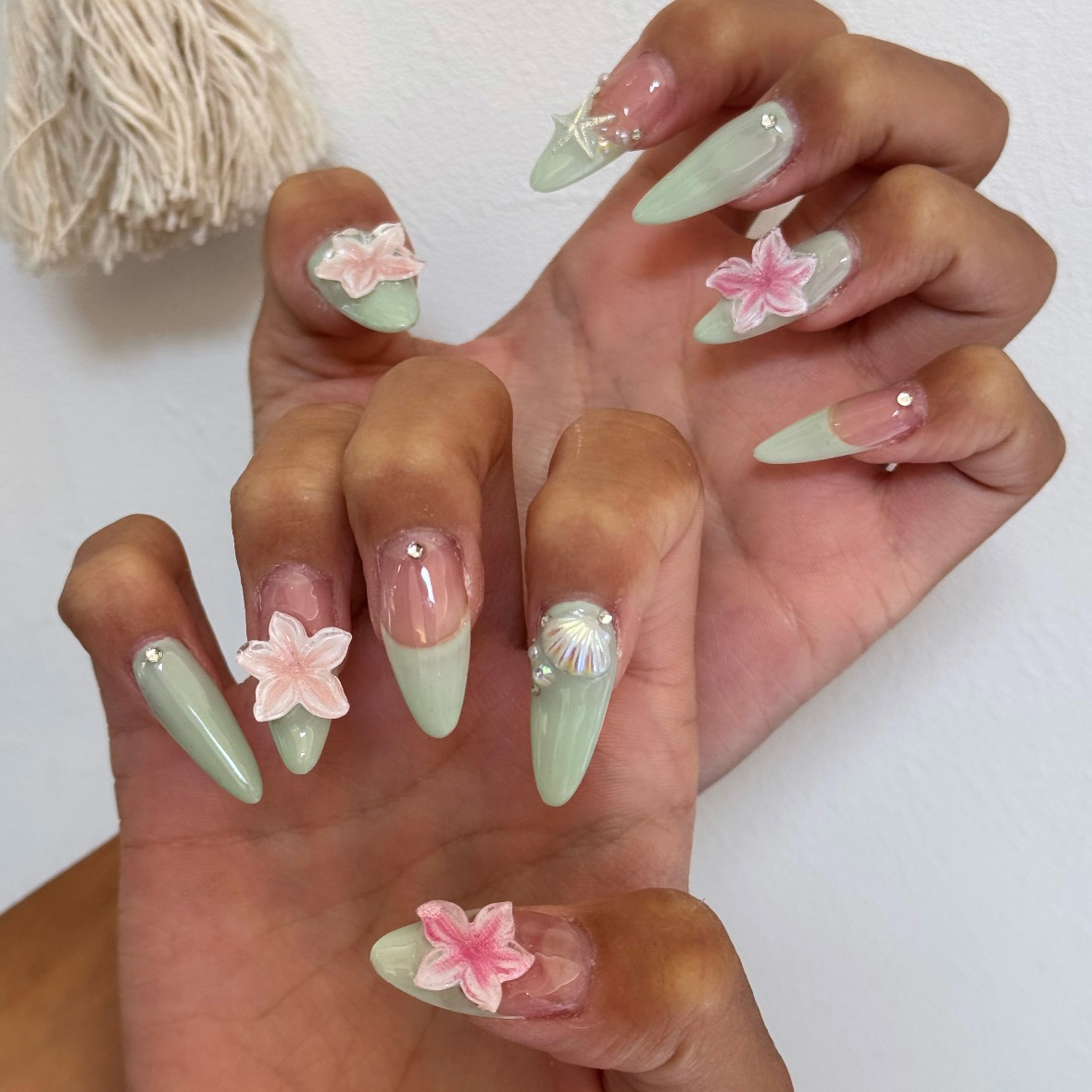 flowers_nail