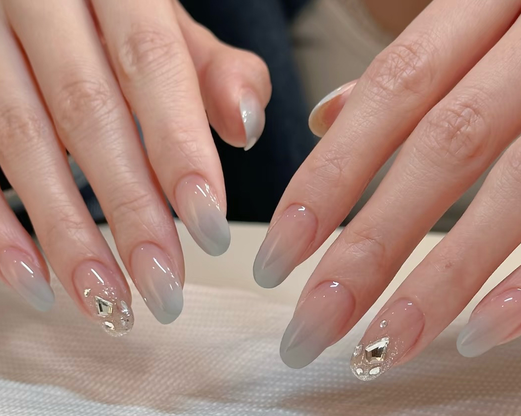 Smiling_nail