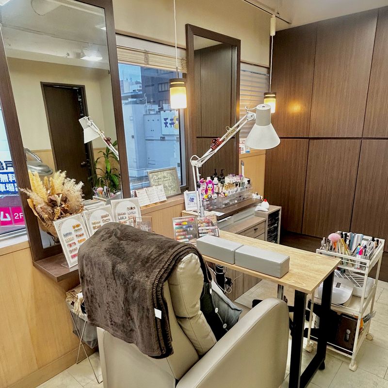 nail salon Aym