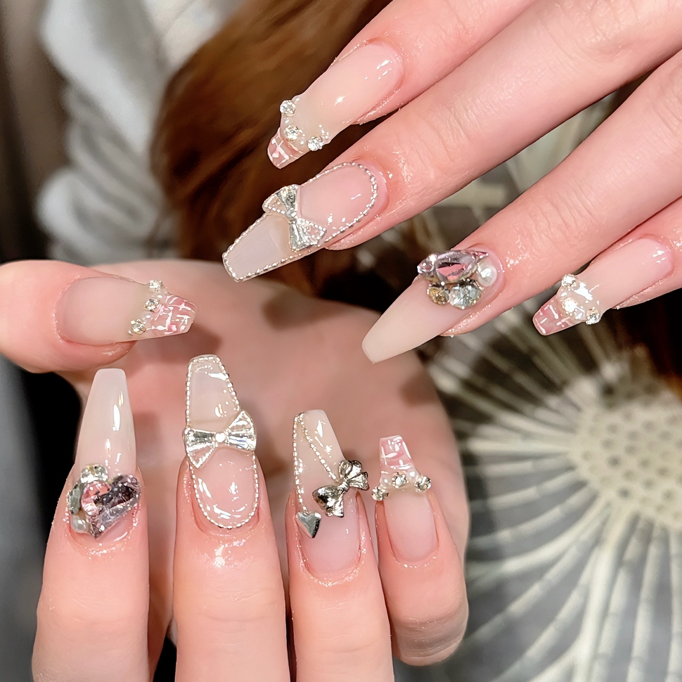 OPELIA_Lily