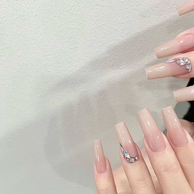 ☆SNS人気☆フラッシュネイル +2つ大きいパ一ツ