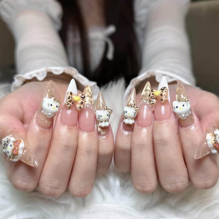 Berry_nails