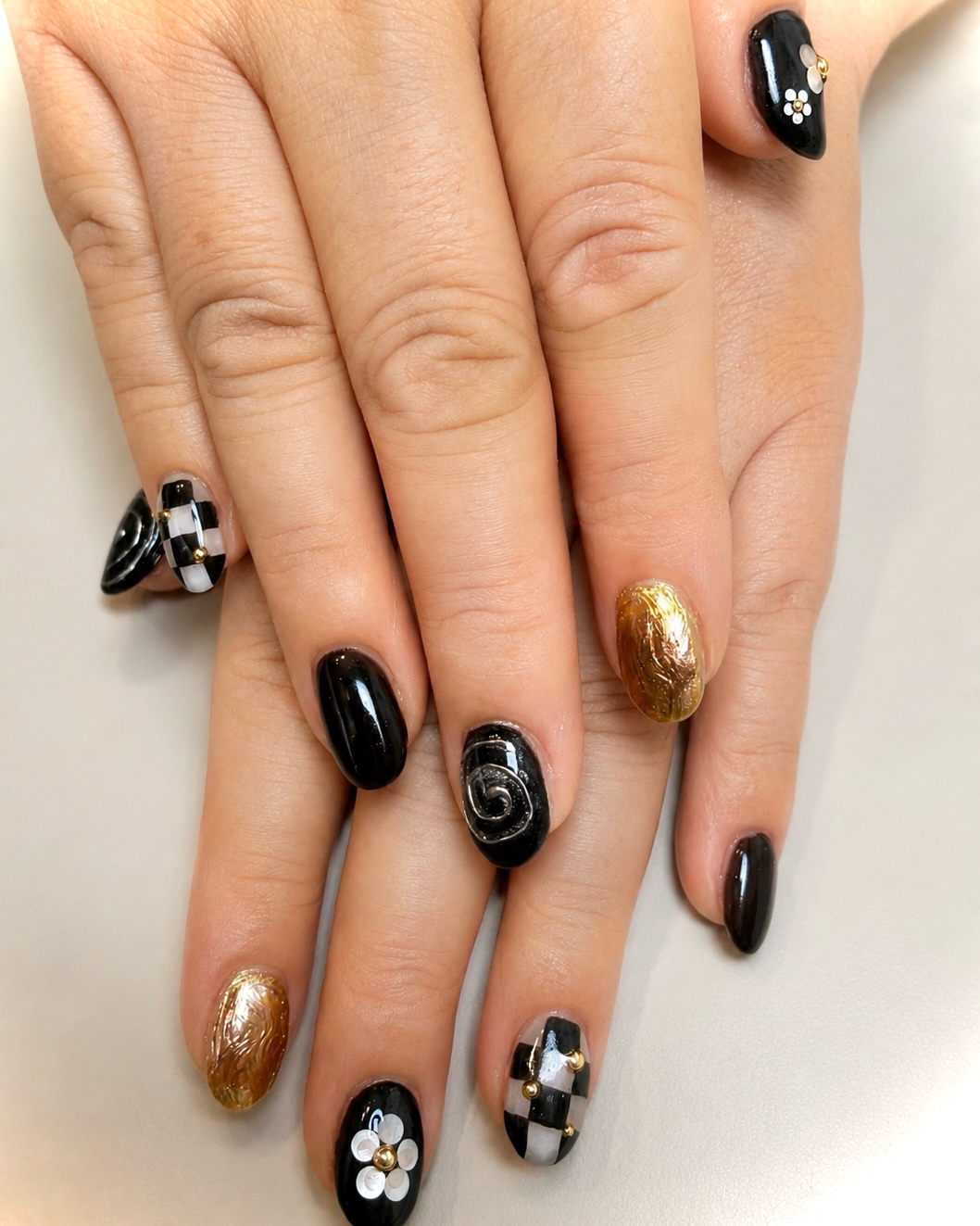 NailRoom__LINO