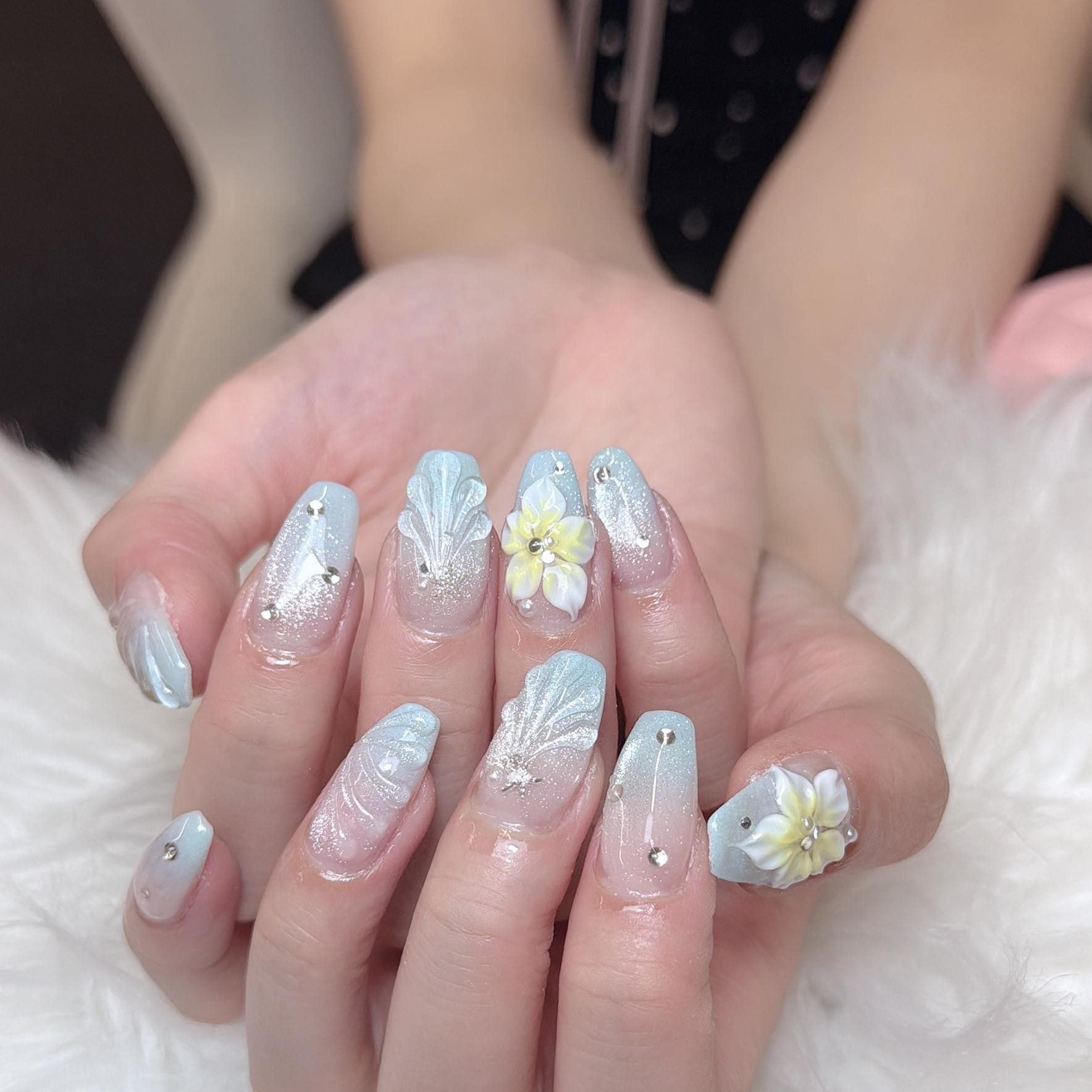 Vp1hue_nail