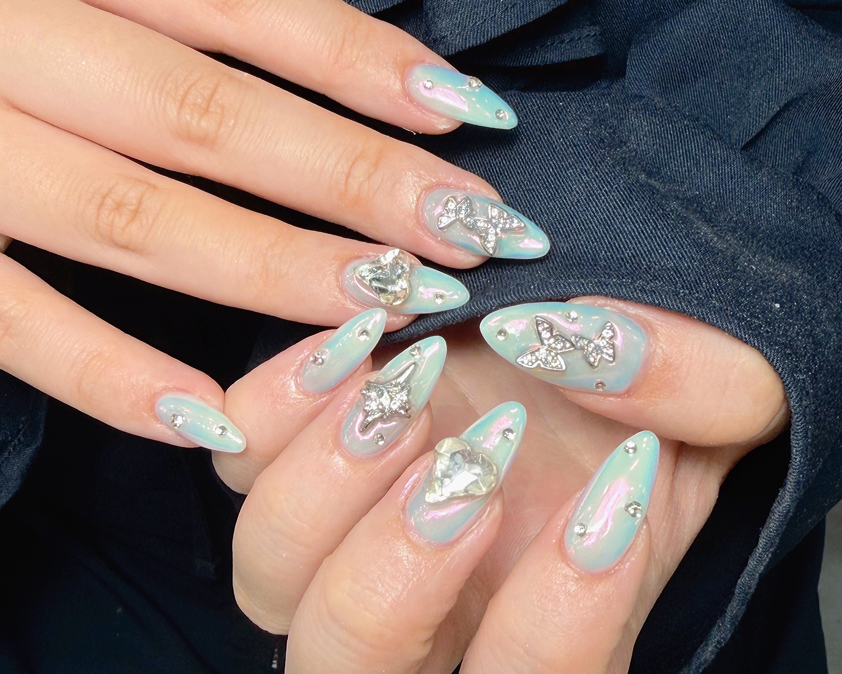 UM_NailSALON