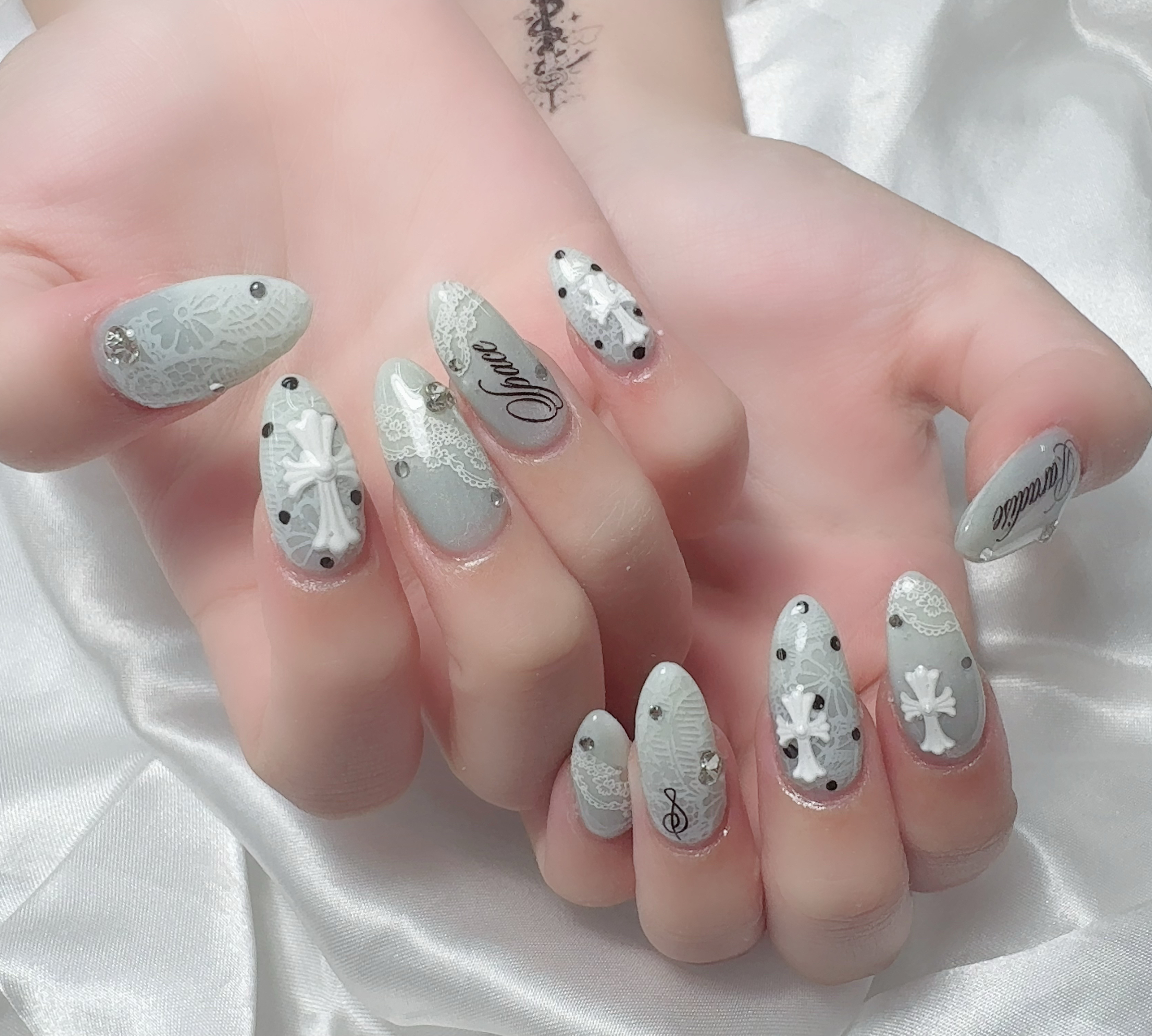 Mlan_Nail
