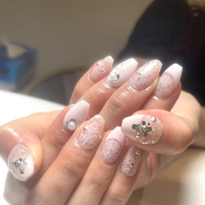 レースネイル＆フレンチネイル＆スパンコール銀玉デザイン💅