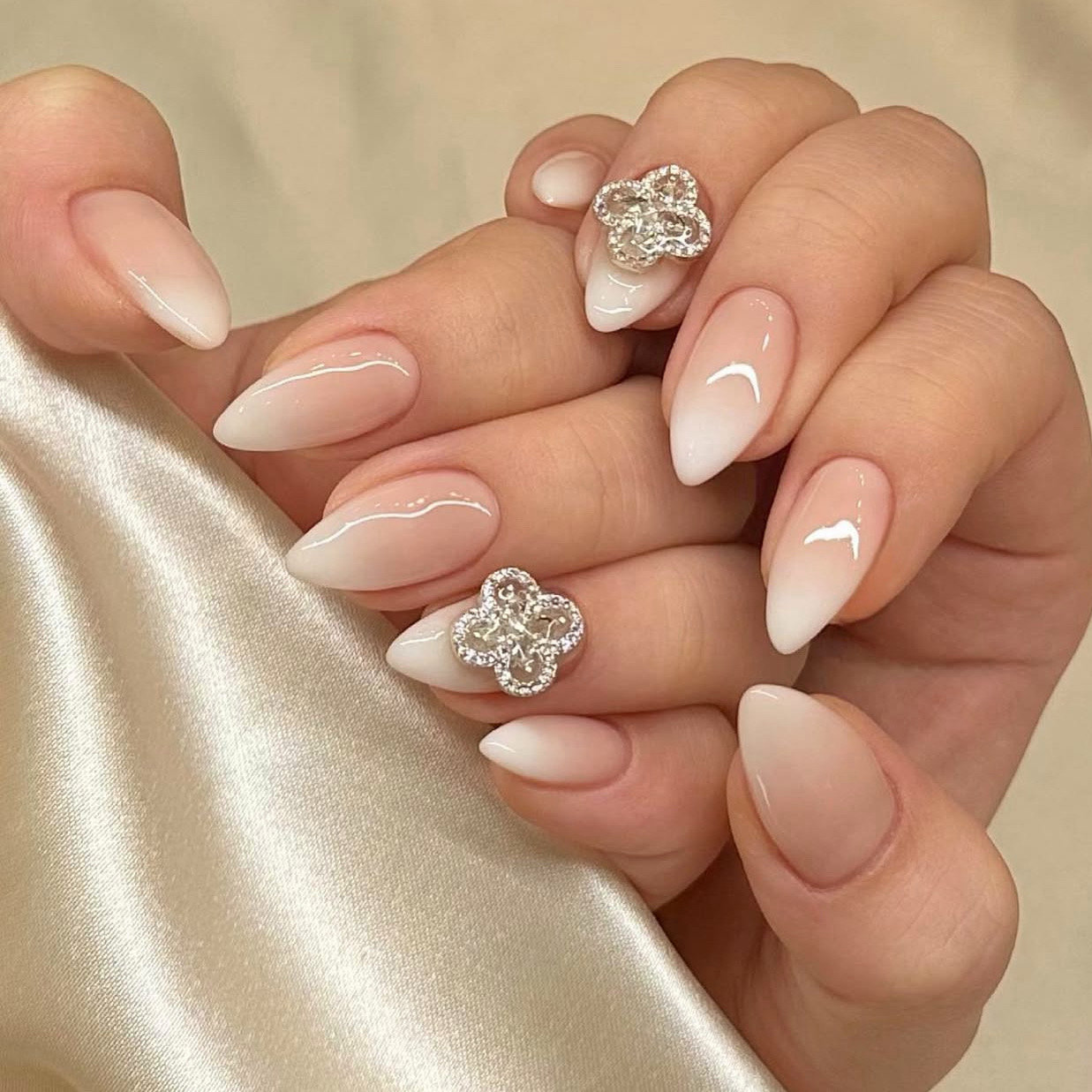 Emaa_Nail