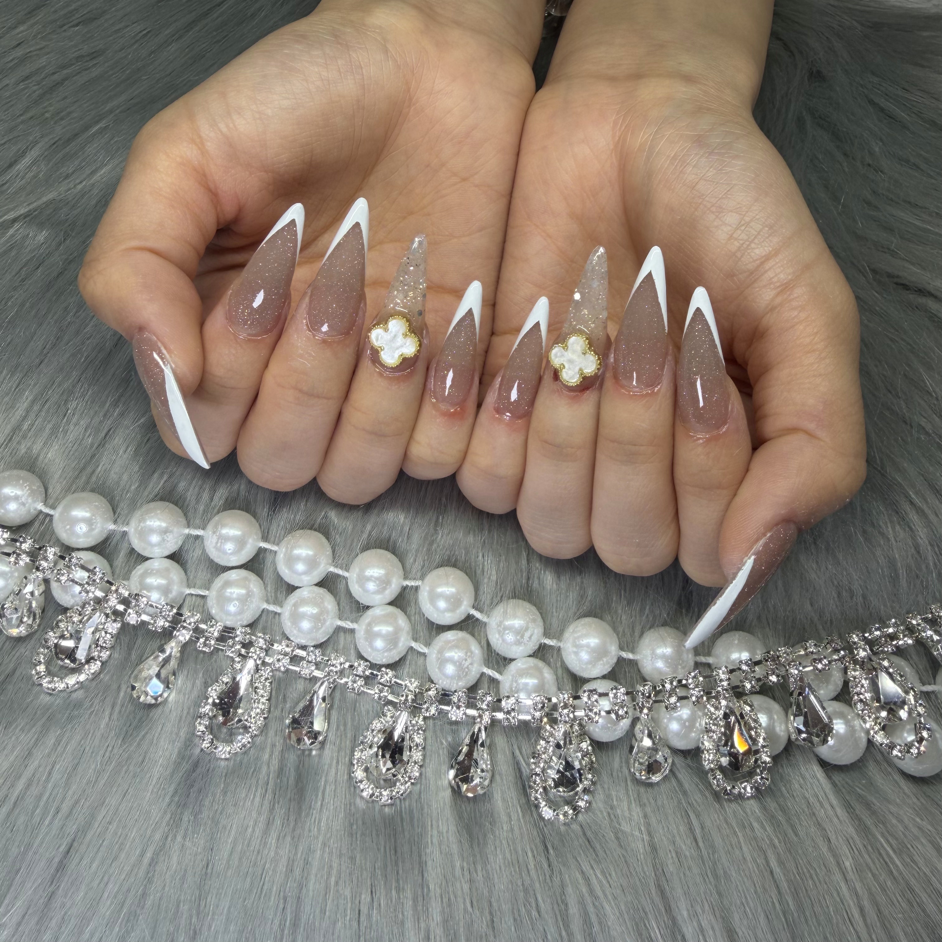 NailSalonGrow