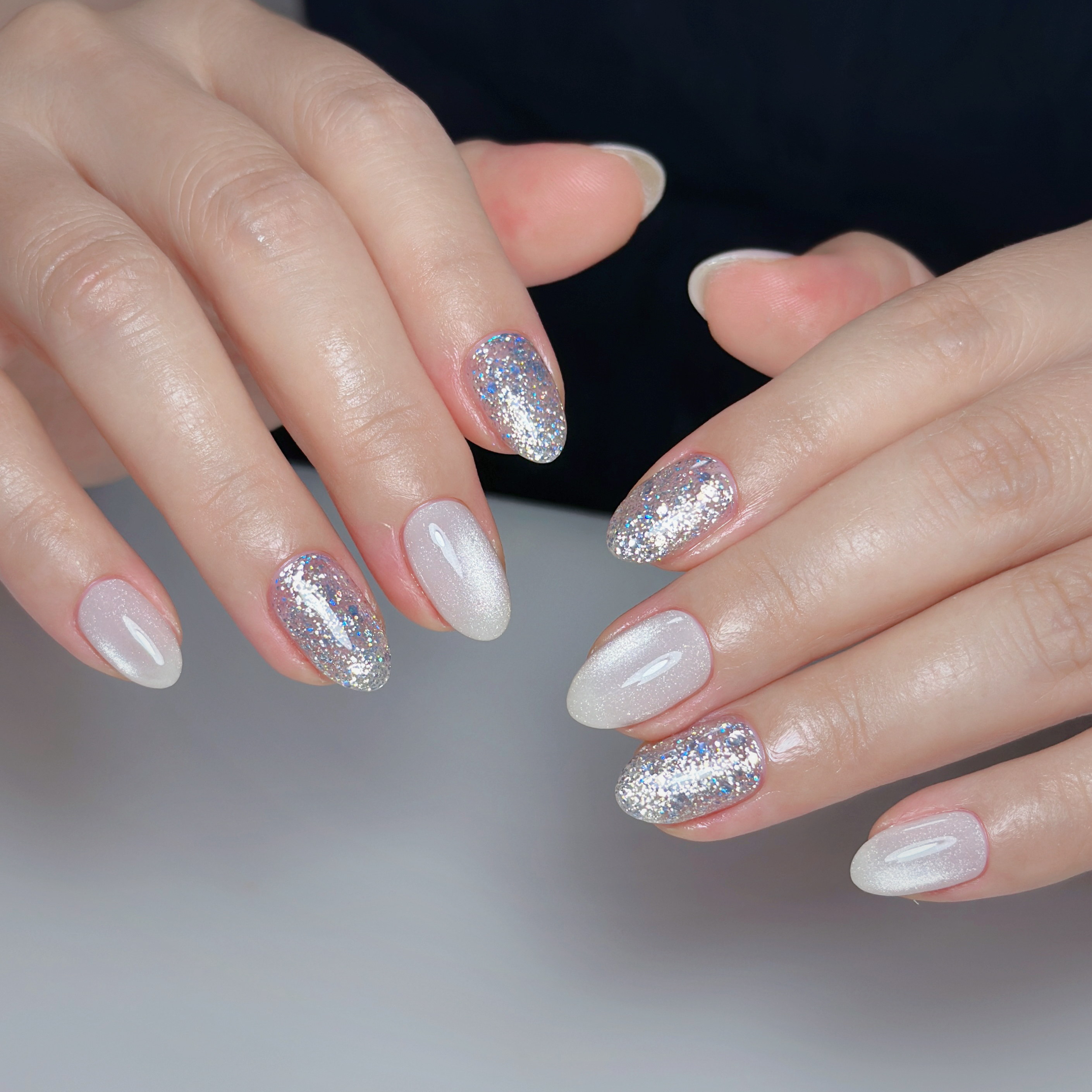thumbs.up.nail