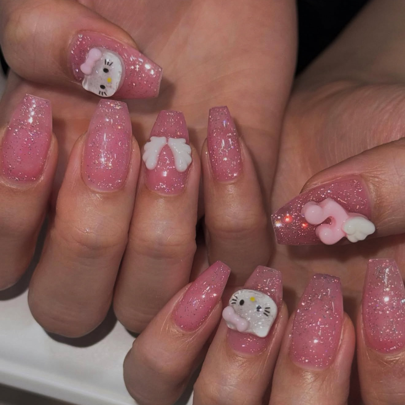 Lyn.Nail