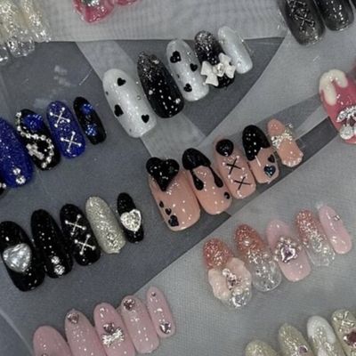 【可愛い系からハード系まで★】量産・地雷定額
デザインネイルコース
